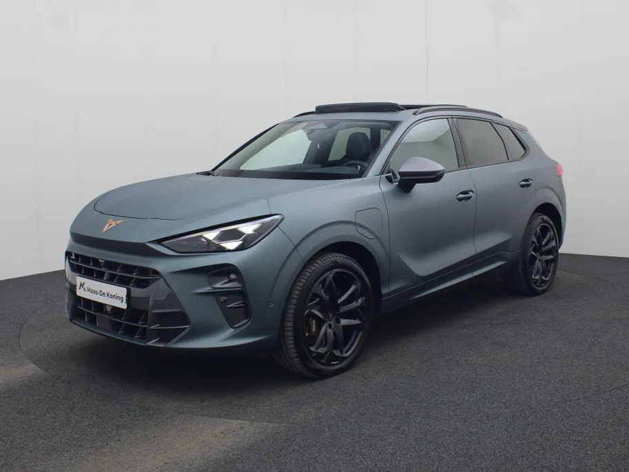 CUPRA Terramar 1.5TSIe-Hybrid 272PK VZ America s CUP · Panoramadak · Leder · 360°Camera + Parkeersensoren · Garantie t/m 26-06-2027