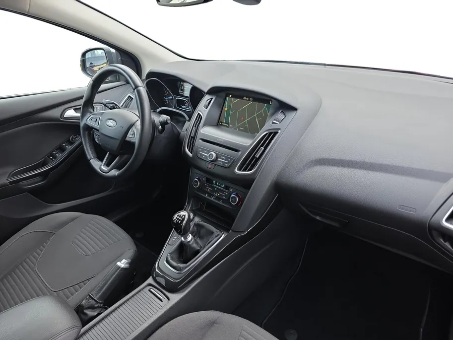 Ford Focus Wagon 1.0 Titanium | Goed onderhouden! | Apple Carplay/Android Auto | Cruise Control | Achteruitrijcamera | Climate Control | Parkeersensoren rondom | 12 maanden garantie! |