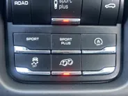 Porsche Cayenne 3.6 GTS 441 pk automaat Panoramadak - Alcantara Leder - Navigatie - Bose Audio - 21inch LM  - volledig onderhouden