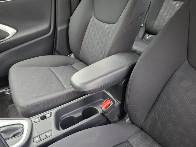 Toyota Yaris 1.5 Hybrid 115 Active CRUISE | NL-auto | rijklaarprijs !!