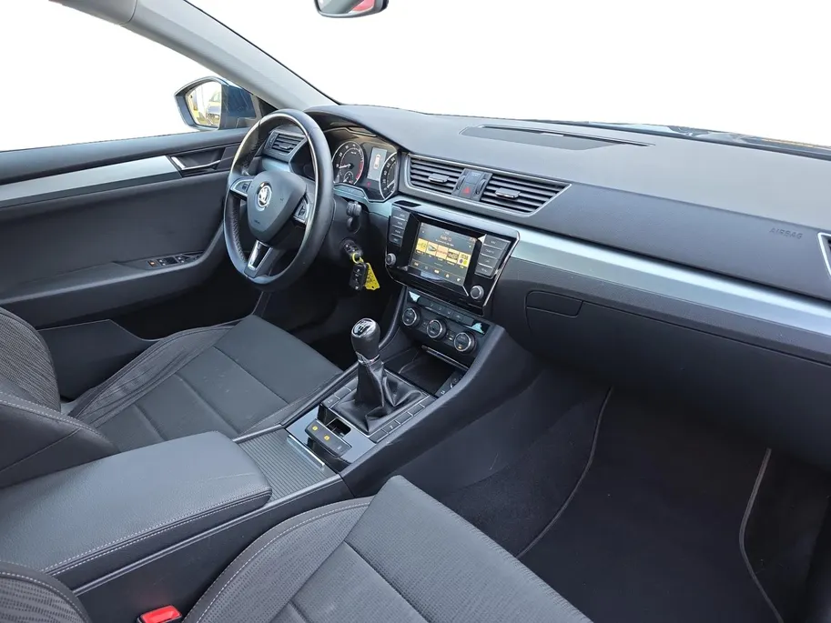 Škoda Superb Combi 1.4 TSI ACT Ambition Business | Trekhaak | Achteruitrijcamera | Navigatie | Cruise/Climate control | 12 maanden garantie!|