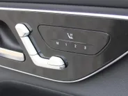 Mercedes-Benz GLC 300e 4MATIC AMG Line | 360 Camera | Schuifdak | Cruise adapt. | 20' LM | HUD | Treeplanken | Dodehoek detectie | Stoelverwarming + geheugen | BTW auto |