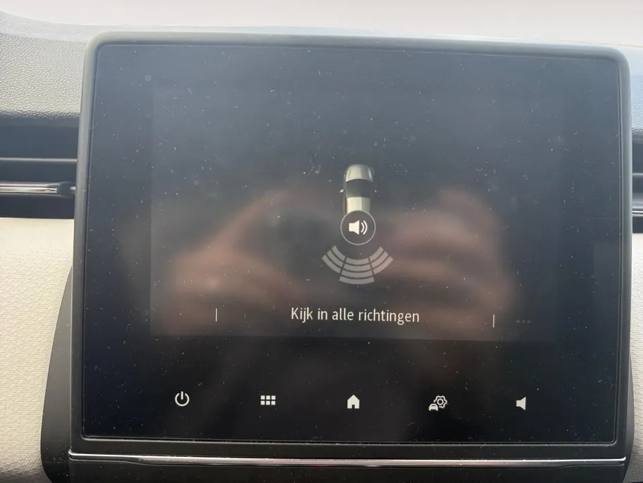 Renault Clio 1.0 TCe 90 GPF techno NAVI AIRCO CAMERA PARKEERSENSOREN CRUISE CONTROLE APPLE CARPLAY ANDROID AUTO ZEER MOOIE AUTO DEALER ONDERHOUDEN