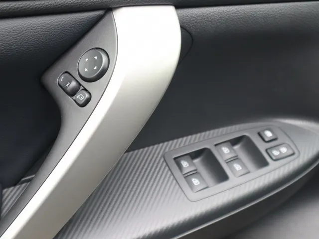 Mitsubishi Eclipse Cross 2.4 PHEV Executive AdaptiveCruise | Apple/AndroidAuto | AllSeaso