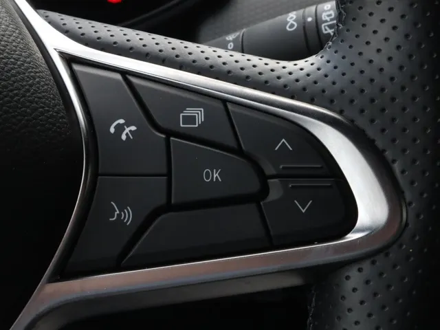 Mitsubishi Colt 1.6 HEV Intense+ Adaptive Cruise | Keyless | All Seasons