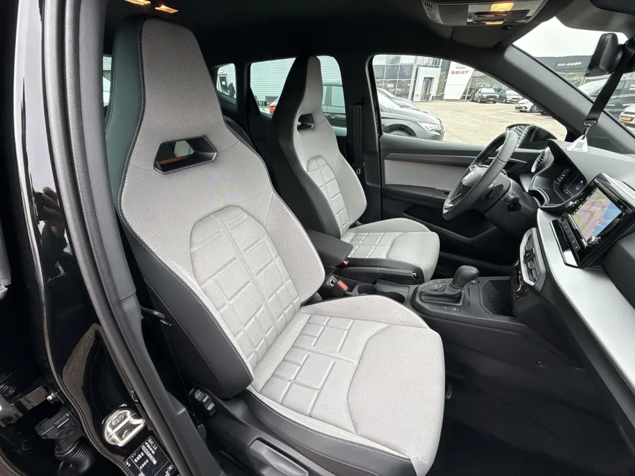 SEAT Arona FR Business Connect 1.0 EcoTSI 85 kW / 115 PK SUV 18 Inch | Trekhaak | Apple Carplay | Privatelease 497,-