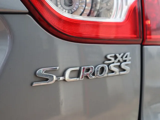 Suzuki S-Cross SX4 1.6 Comfort | Carplay | Trekhaak | All Seasons