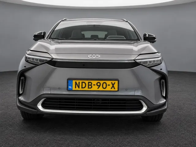 Toyota bZ4X Premium 4WD 71 kWh | Panoramadak | JBL