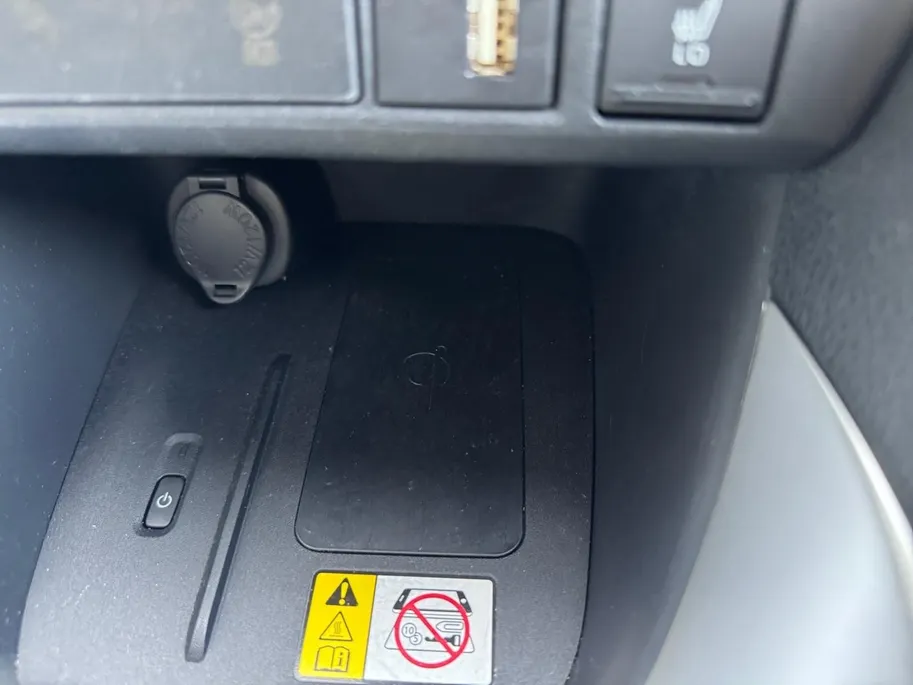 Toyota Yaris 1.5 Hybrid Style | Navigatie | Climate control | Parkeer camera | Stoel verwarming | Keyless