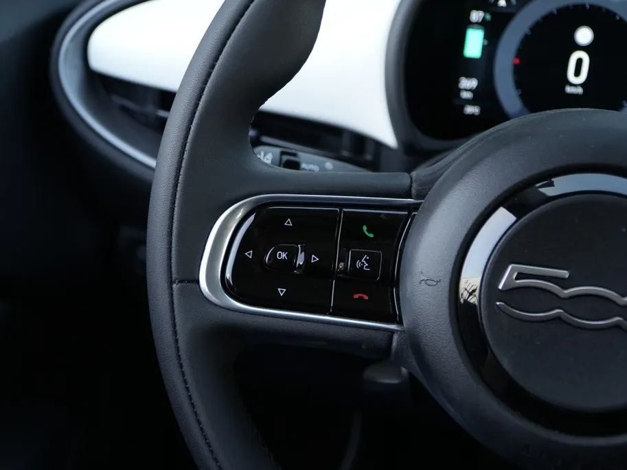 Fiat 500e 42 kWh | Carplay | Cruise | Clima | DAB | Bluetooth