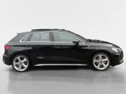Audi A3 Sportback 35 TFSI S edition | 3X S Line | Schuif-Kantel Dak | Sportstoelen | SONOS | Camera | Stoelverwarming | Apple Carplay | Adaptief Cruise Control | Climate Control