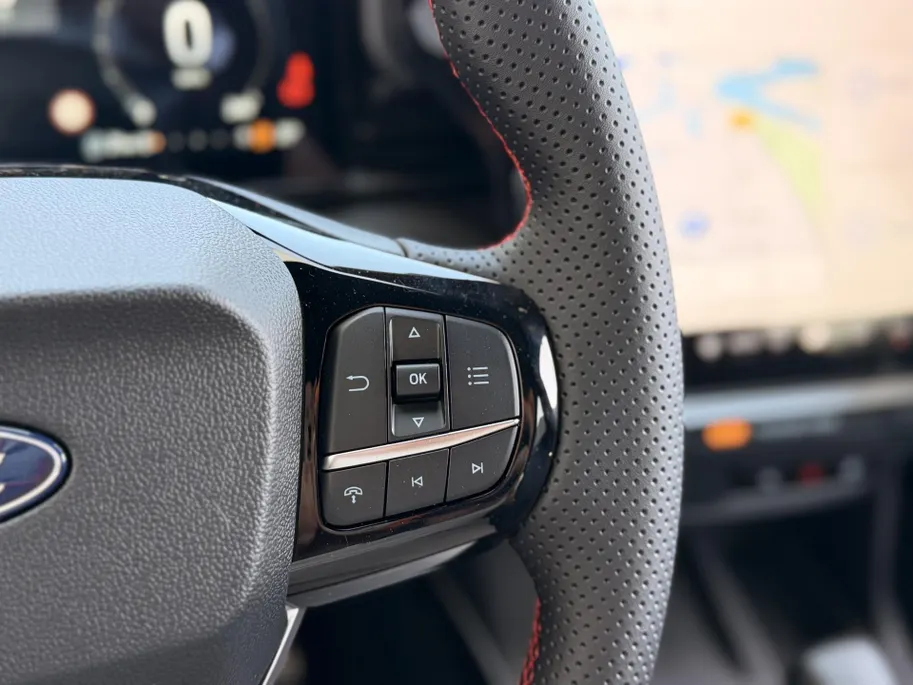 Ford Puma 1.0 EcoBoost Hybrid ST-Line X Automaat UIT VOORRAAD I DRIVER ASSISTANCE PACK I WINTER PACK I B&O SOUND SYSTEM I APPLE CARPLAY / ANDROID AUTO I