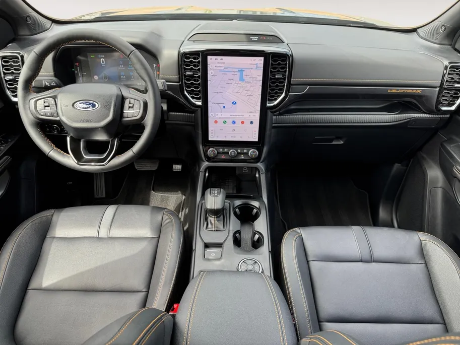 RANGER Ranger Wildtrak Double Cab 2.3 PHEV 205 kW/278 pk Automaat | Uit Voorraad Leverbaar | Prijs inclusief BPM & Kosten rijklaar maken | 5 persoons | GRIJS kenteken** | Elektrische Rollertop | Trekhaak | Adaptive Cruise control