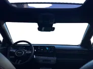 Hyundai Kona 1.6 GDI HEV N Line Sky | schuif-/kanteldak | Navi | Clima | 360 Camera | All Season banden | Stoel-/stuurverwarming | Elektrische achterklep