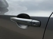 Nissan Juke 1.6 Hybrid N-Connecta | Achteruitijcamera | Parkeersensoren voor- en achter | Climate control | Navi | Apple/Android Carplay | Keyless entry/start | Digital dashboard | LMV