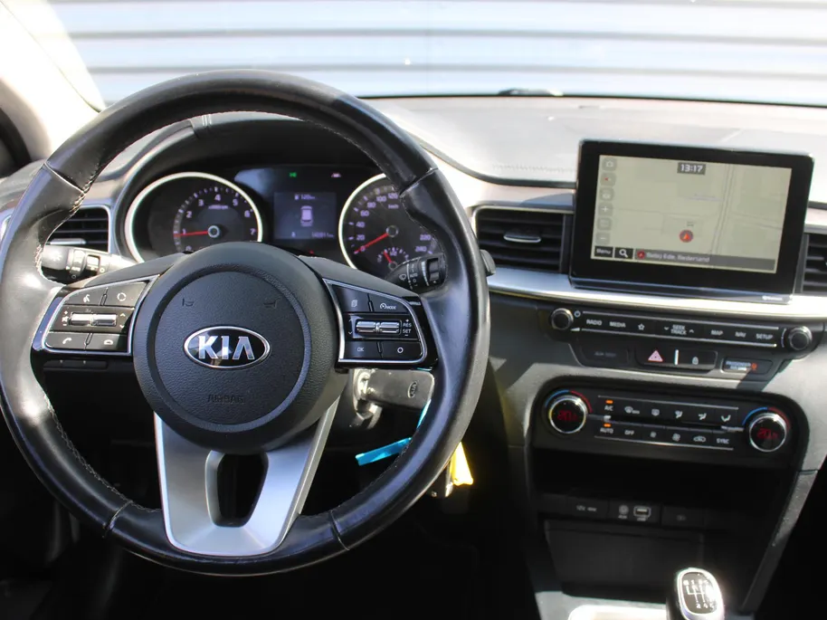 Kia Ceed 1.0 T-GDi DynamicLine | Navi | 16' LM | Airco | Cruise | PDC | Camera | Dealeronderhouden |