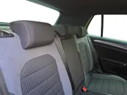Volkswagen Golf 1.0 TSI Highline Business R | Panoramadak | Virtual Cockpit | Achteruitrijcamera | Apple/Android Auto | Dynaudio | 12 maanden garantie |