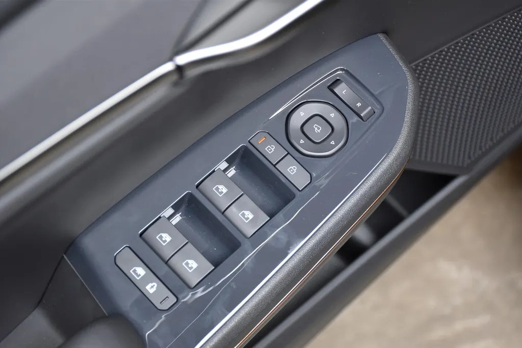 Kia EV5 81,4 kWh 217pk 2WD Plus NIEUW TE BESTELLEN