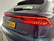 Audi Q8 55 TFSI-e quattro S-Line | Panoramadak | Luchtvering | 21'' L.M. Velgen | SoH 100%