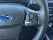 Ford Kuga 2.5 PHEV ST-Line | 1e Eigenaar | Achteruitrijcamera | Dodehoek Detectie | Privacy glass | Stoel/Stuur en voorruitverwarming | Fabrieksgarantie! |