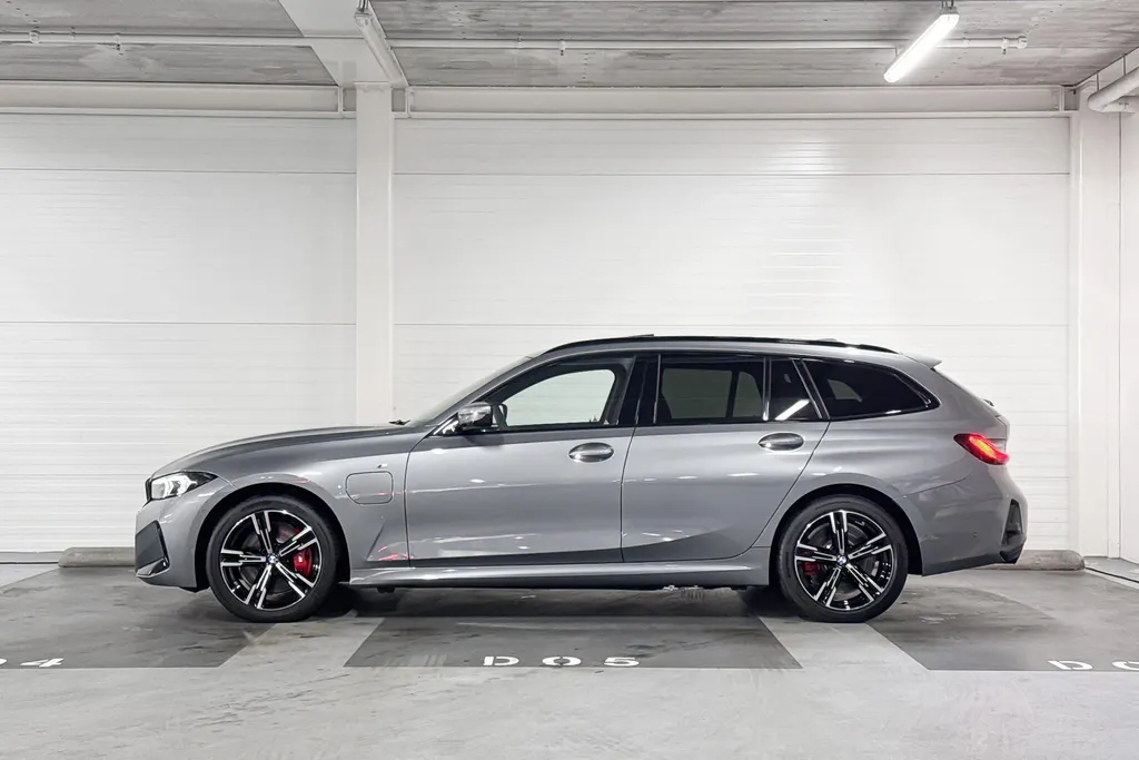 BMW 3 Serie Touring 330e