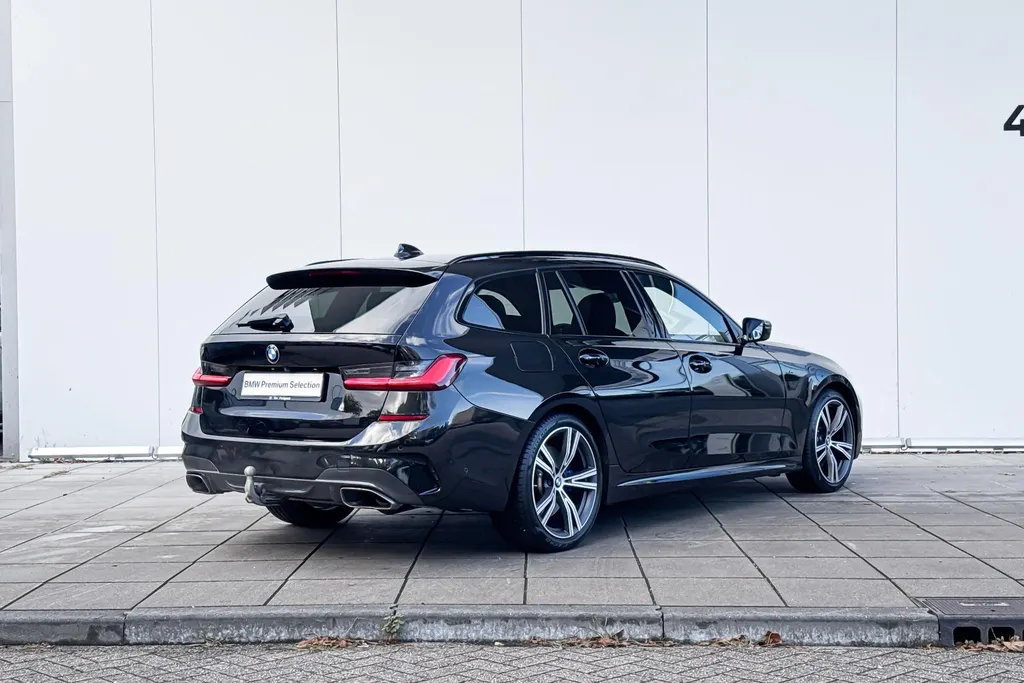 BMW 3 Serie Touring M340i xDrive High Executive