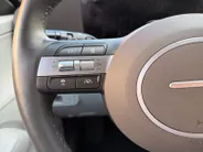 Hyundai Kona 1.6 GDI HEV Premium Sky | Schuif-/kanteldak | Navigatie | Apple Carplay/ Android auto |  360 camera | Stuur-/Stoelverwarming | Stoelventilatie | DEALER AUTO!!