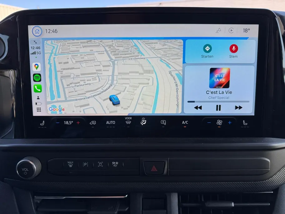 Ford E-Transit Custom 320 L2H1 Limited 64 kWh | DEMO | Inklapbare Trekhaak | Adaptive Cruise Control | BLISS | 17 inch lichtmetalen velgen | Verwarmbare Stoelen | Verwarmbare Voorruit