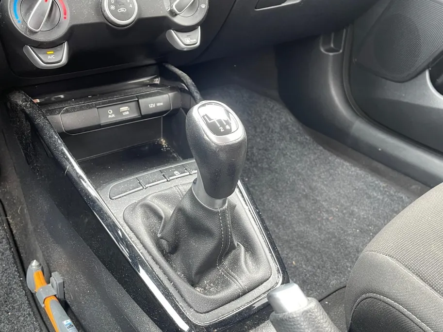 Kia Rio 1.0 TGDI DynamicLine | Navigatie | Cruis control | Keyless