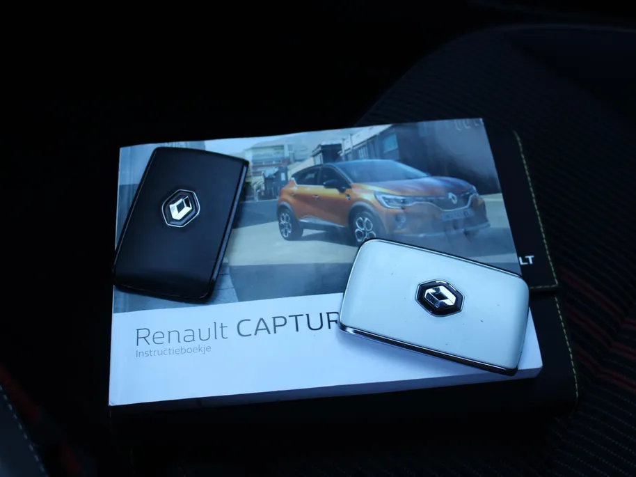 Renault Captur 1.6 E-Tech Hybrid 145 R.S. Line Automaat | Navi | Camera | Keyless | Trekhaak |