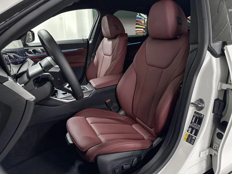 BMW i4 M60