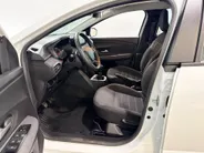 Dacia Sandero 100PK TCe ECO-G Expression | 1e eigenaar | Airco | Parkeersensoren | Camera | Apple CarPlay/Android Auto | Elektrische Ramen & Spiegels | Licht & Regen Sensor | Full LED |