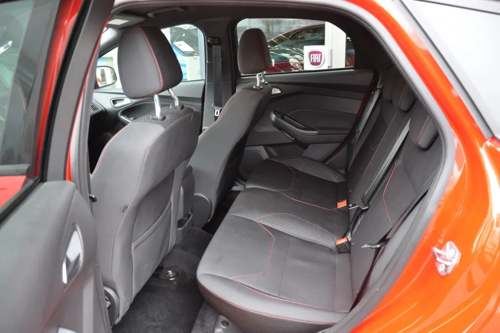 Ford Focus FOCUS1.0 Ecoboost ST Line Onbekend