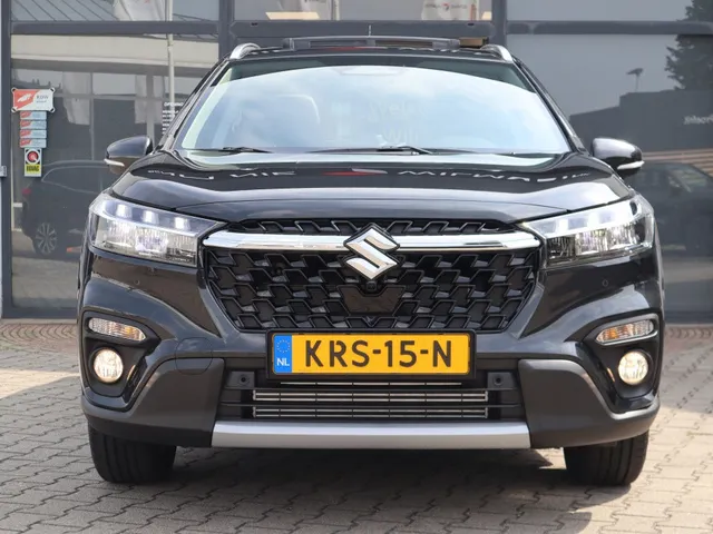 Suzuki S-Cross 1.4 Boosterjet Style Automaat | Pano dak | Carplay | 360 camera