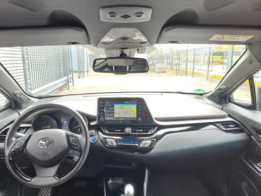 Toyota C-HR 2.0 Hybrid Executive | Automaat | Cruise control adaptief | JBL | Camera | Navigatiesysteem full map | Apple Carplay/Android Auto | LM Velgen