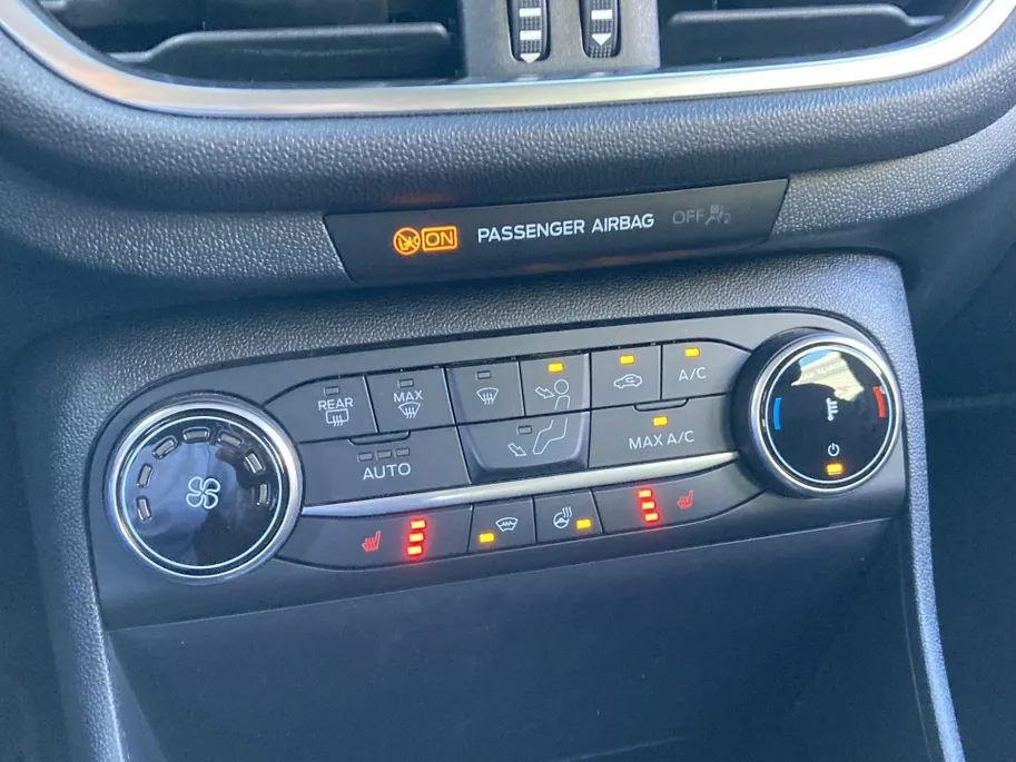 Ford Fiesta 1.0 EcoBoost Hybrid 125 pk Titanium Apple Carplay/ Android Auto - Winter Pack