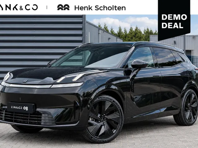 Lynk & Co 08