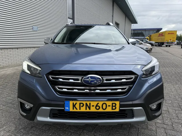 Subaru Outback 2.5i Premium CVT Automaat | Leder | Open Dak | 18 inch velgen | Meest luxe uitvoering!!
