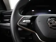 Škoda Kamiq 1.0 TSI 115pk Selection · Apple/Android Car Play · Cruise Control · P-Sensoren · DAB · 16'' Inch · Garantie t/m 09-06-2028 of 100.000km