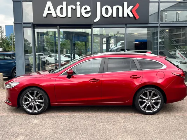 Mazda 6 Sportbreak 2.0 SkyActiv-G 165 Comfortplus Business AUTOMAAT | LEDER | Bose AUDIO | 19"LM VELGEN | STOEL- en STUURVERWARMING | STOEL VENTILATIE | APPLE VARPLAY /ANDROID AUTO |