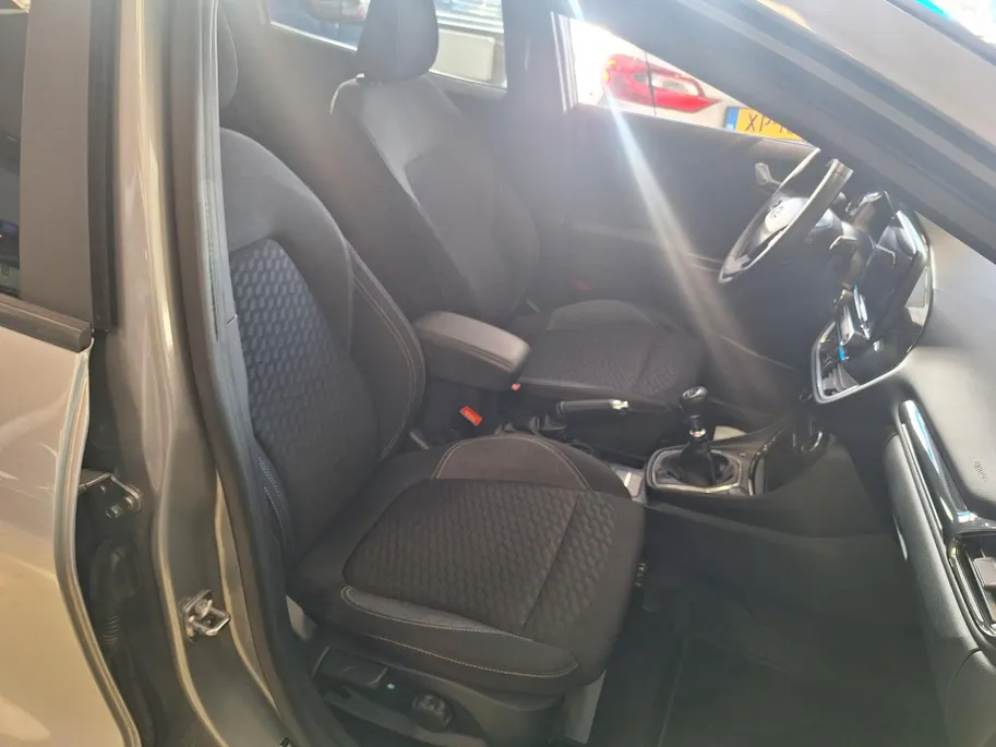 Ford Puma 1.0 EcoBoost Hybrid 125 pk Titanium Navigatie Apple Carplay/Android Auto - Achteruitrijcamera - Panoramadak - 17inch LM velgen