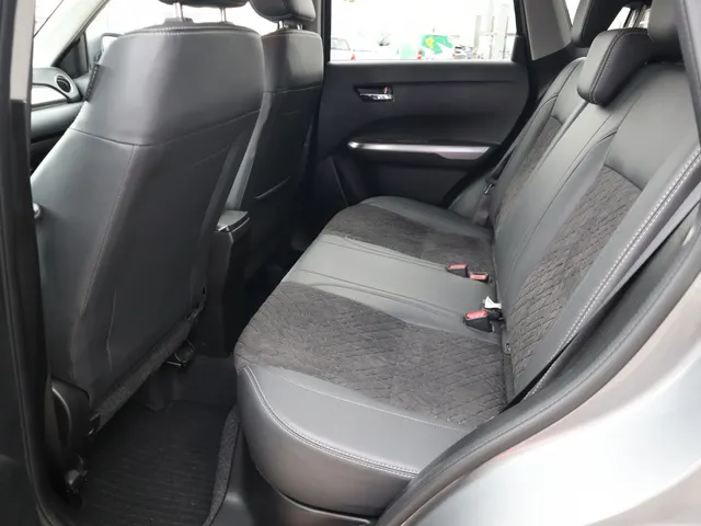 Suzuki Vitara 1.4 BoosterJet Style Hybrid Trekhaak | AdaptiveCruise | Carplay