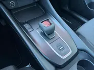 Nissan QASHQAI 1.3 MHEV Xtronic N-Connecta 158PK AUTOMAAT | Apple Carplay & Android Auto| Climate Controle | 4 seizoen banden | Metallic lak | Lichtmetalen velgen | Navigatie | Panoramadak | Dakrails | Dealer onderhouden | 1ste eigenaar