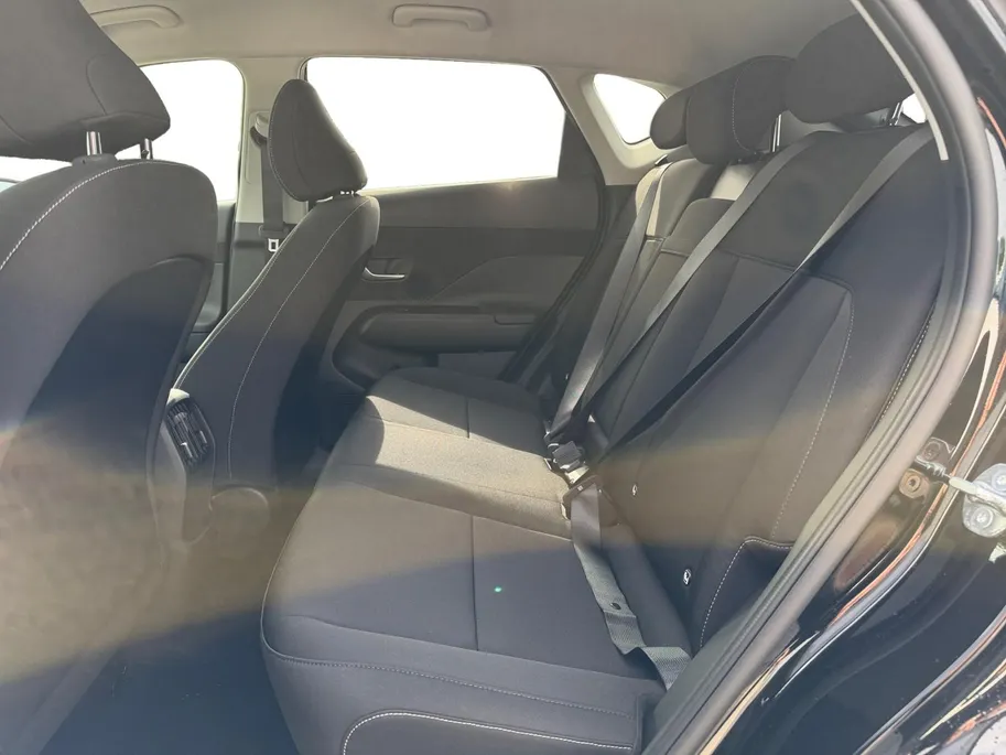 Hyundai Kona Electric Long Range Pure Edition 64.8 kWh | SUPER GAVE ACTIE, NU TOT €1.500,- KORTING | OP=OP | IN DIVERSE KLEUREN |