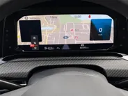 Volkswagen Golf Variant 1.5eTSI/130PK R-Line · Navigatie · Apple/Android Car Play · Camera + Parkeersensoren · Stoelverwarming ·  Garantie t/m 12-01-2028 of 100.000km