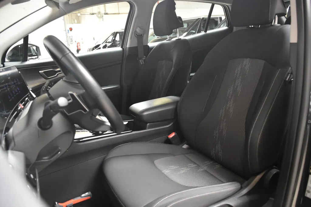Kia Sportage 1.6 T-GDi 230pk Hybrid AT6 DynamicLine Trekhaak!