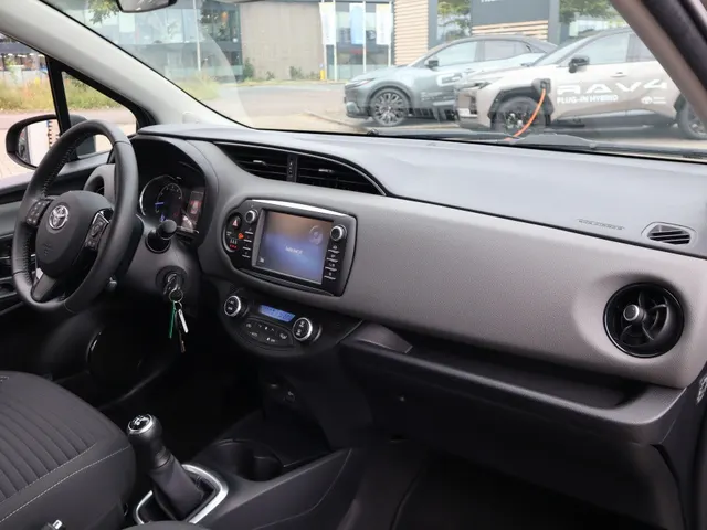 Toyota Yaris 1.0 VVT-i Active Camera | Cruise | Slechts 23.675 km