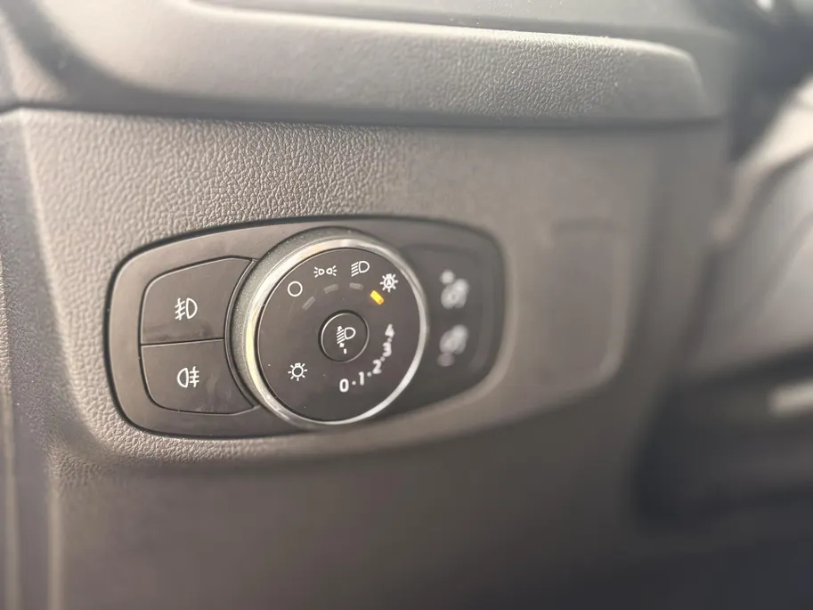 Ford Focus Wagon 1.0 EcoBoost Hybrid Titanium I WINTER PACK I CRUISE CONTROL I PARKEERSENSOREN VOOR & ACHTER I RESERVE WIEL I