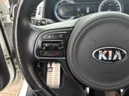 Kia Niro 1.6 GDi Hybrid ExecutiveLine | Trekhaak | Stoel verwarming en koeling | Lederen bekleding | Navigatie | Dodehoek detectie | Apple Carplay / Android Auto | Verbruik 1 op 20!