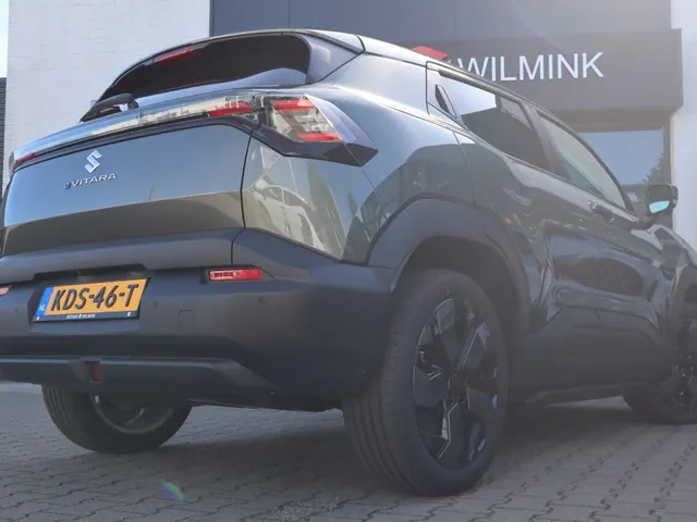 Suzuki e Vitara Style 61 kWh